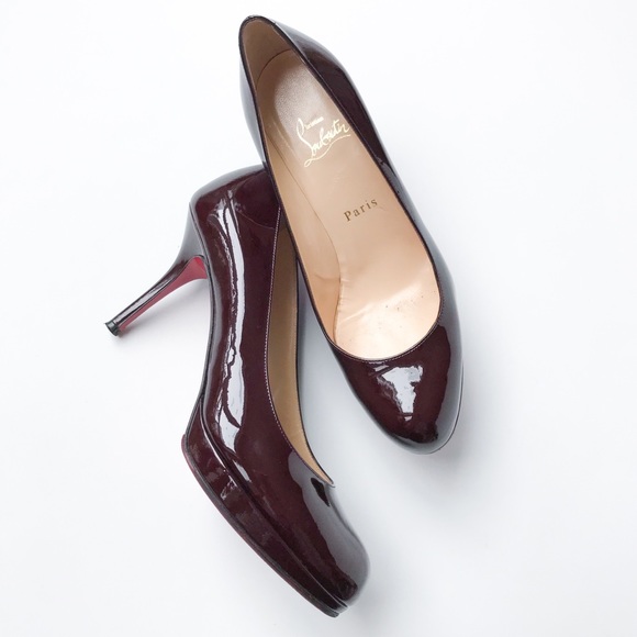 Christian Louboutin Shoes - Christian Louboutin • burgundy pumps